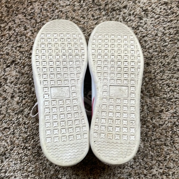 Puma shoes with purple, pink and yellow stripes - Picture 3 of 4